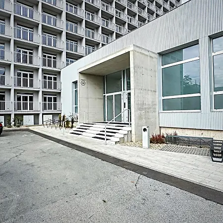 דירה Axiom - Zenith Iv - Netflix, Hbo, Champagne